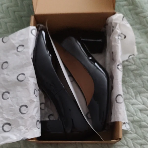 OFFER PLS! Journee Collection Black Heels - Picture 8 of 12